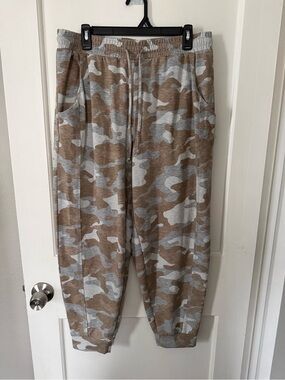 Camo Jogger Pants - Brown Gray